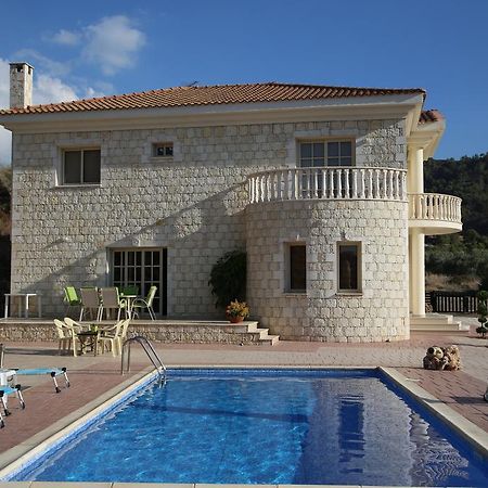 Villa Melyia كاتو بيرغوس الغرفة الصورة