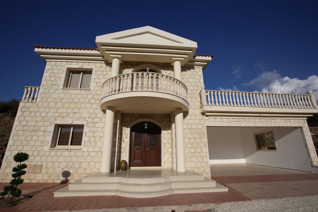 Villa Melyia كاتو بيرغوس الغرفة الصورة